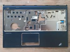 Верхня частина Dell&nbsp;Vostro&nbsp;V131